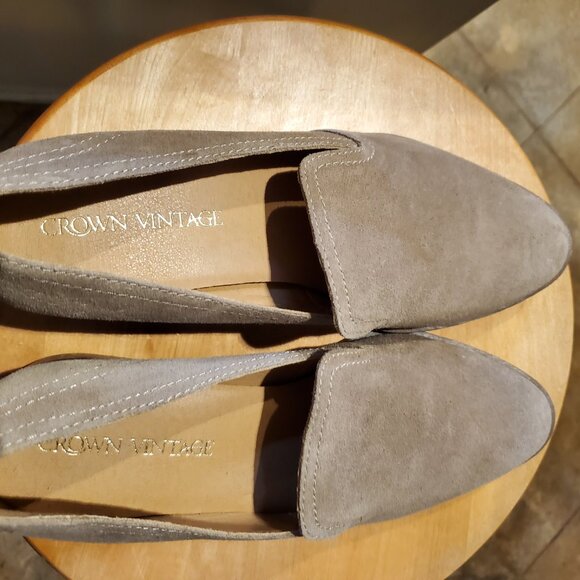 Crown Vintage Taupe suede leather loafers 10 M - Picture 3 of 5